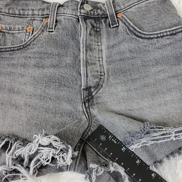 Levis 501 Original High Rise Grey Denim Cut Off Shorts Size W25 Button Fly - Picture 3 of 8